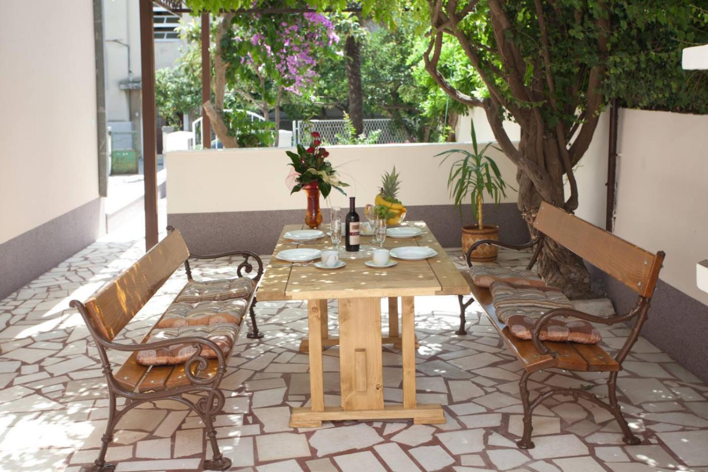 Apartments Beautiful Sandy Beach Split Exterior photo