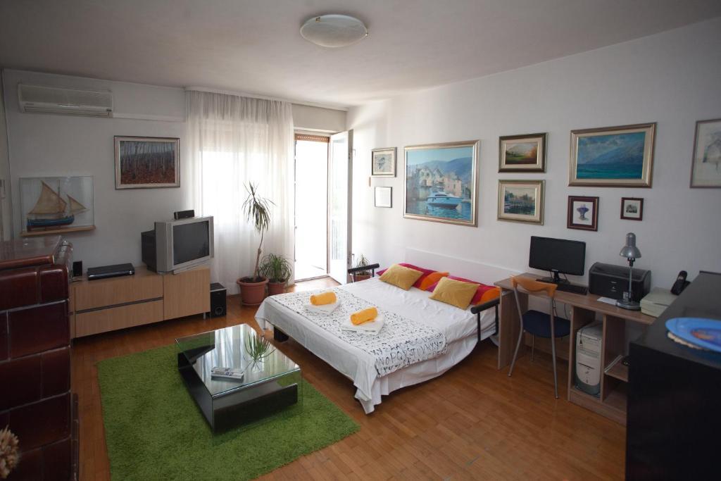Apartments Beautiful Sandy Beach Split Room photo